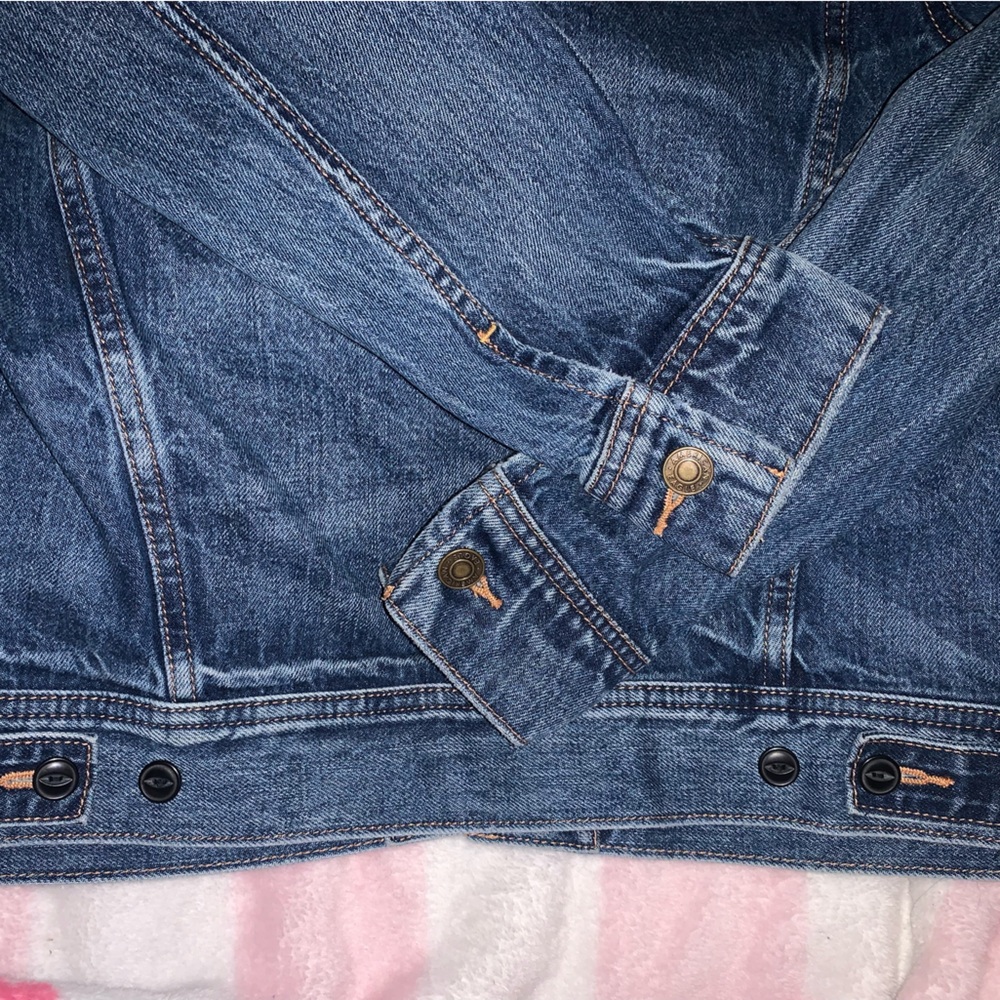 American Eagle XS/S Jean Jacket - Picture 4 of 4
